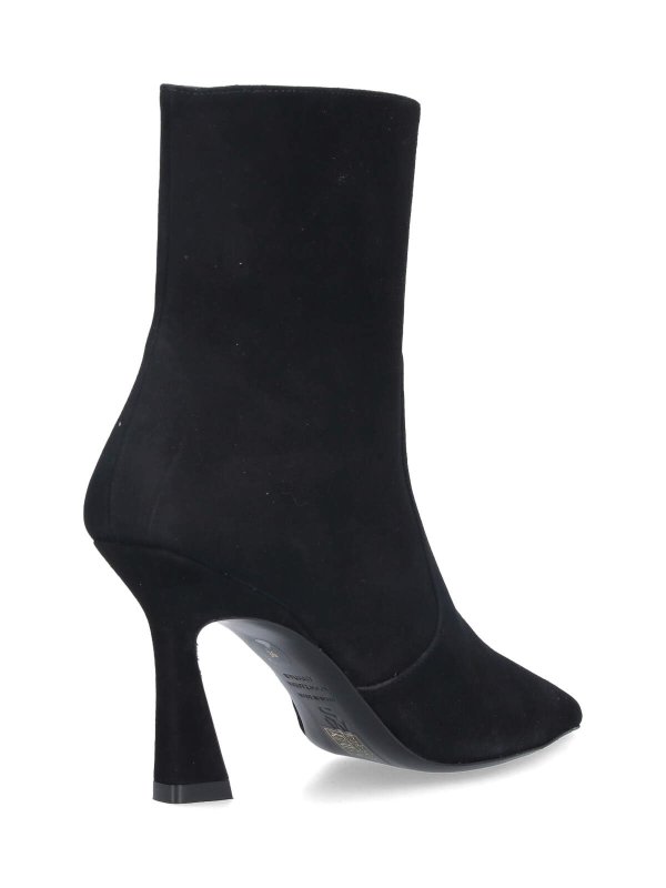 アンクルブーツ - 黒 shop online: Stuart Weitzman