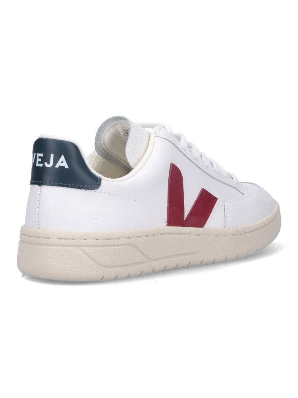 Sneakers shop online: VEJA