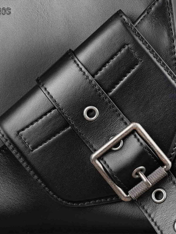 クロスボディバッグ - 黒 shop online: BIASIA