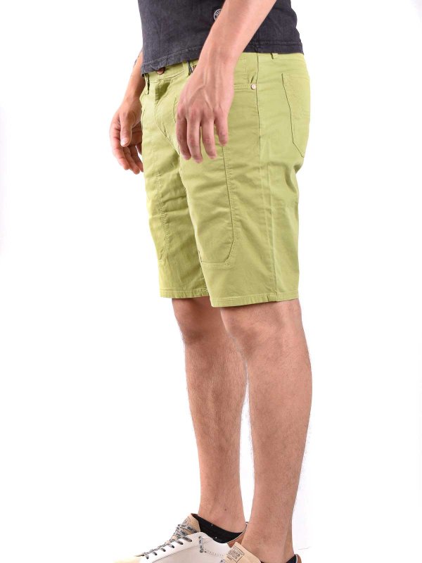 Shorts shop online: JECKERSON