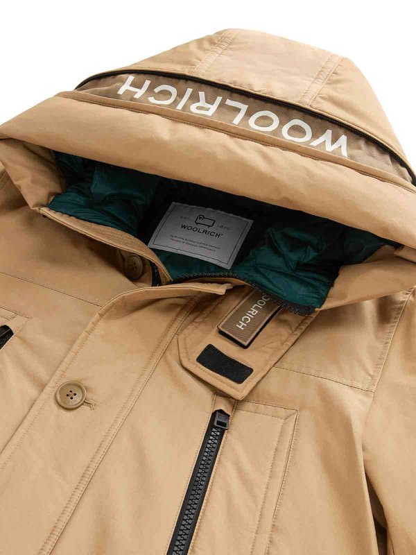 WOOLRICH: Parkas online - Parka - Dorado