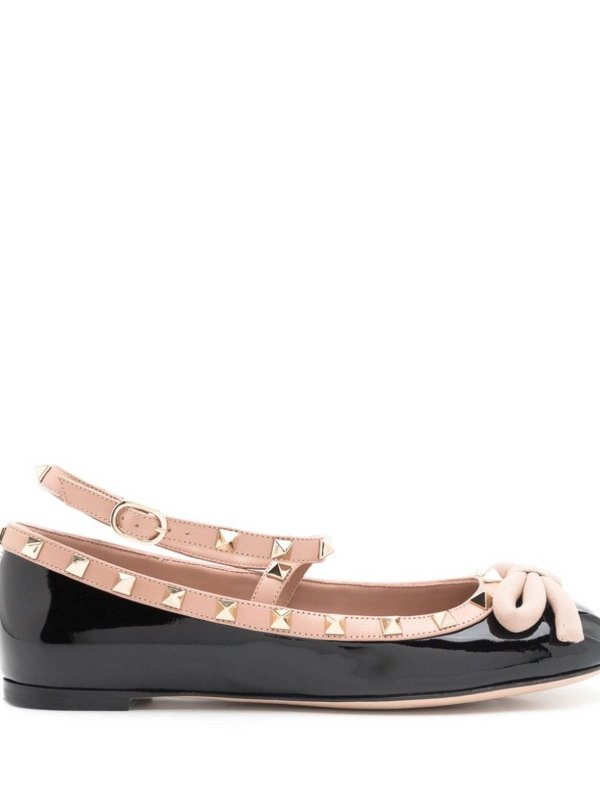 フラットシューズ - 黒 shop online: VALENTINO GARAVANI