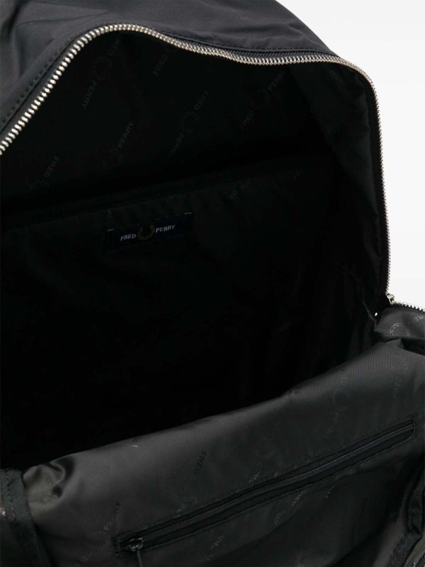 FRED PERRY: バックパック online - バックパック - 黒