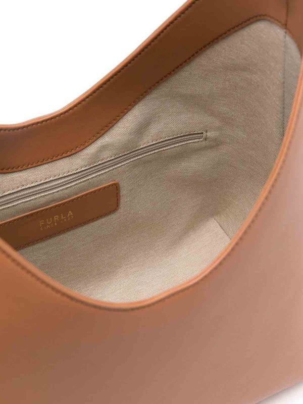 Bag shop online: FURLA