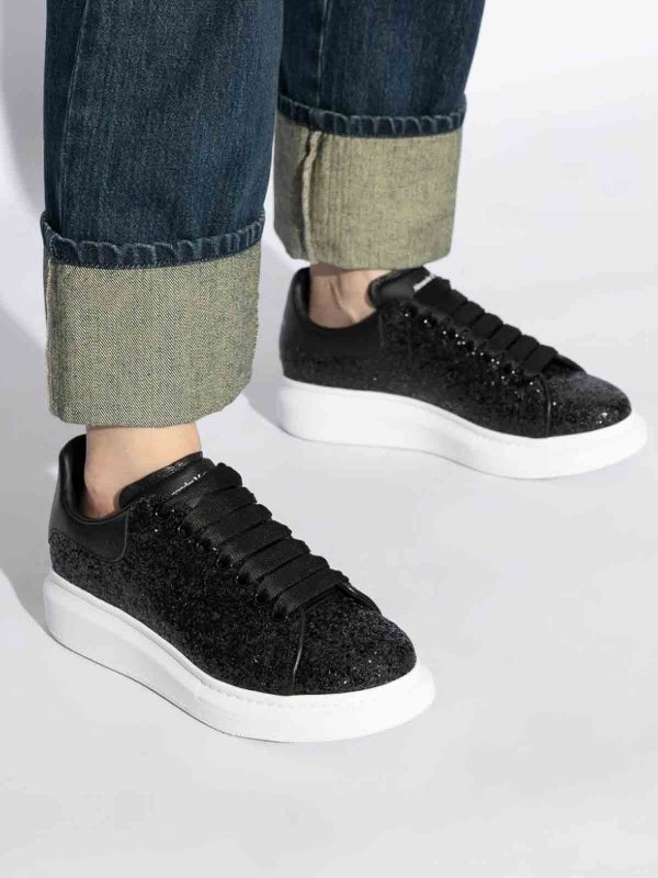 Oversize Sneakers shop online: ALEXANDER MCQUEEN