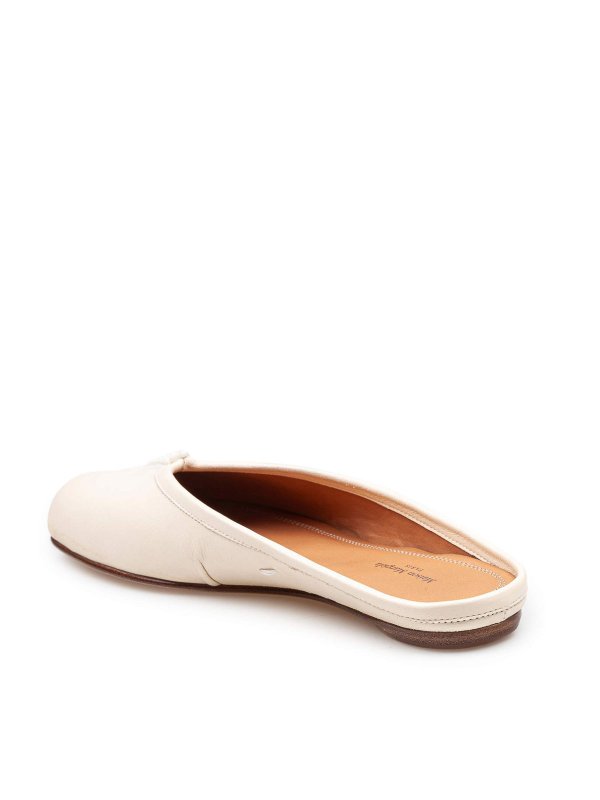 フラットシューズ - 白 shop online: Maison Margiela