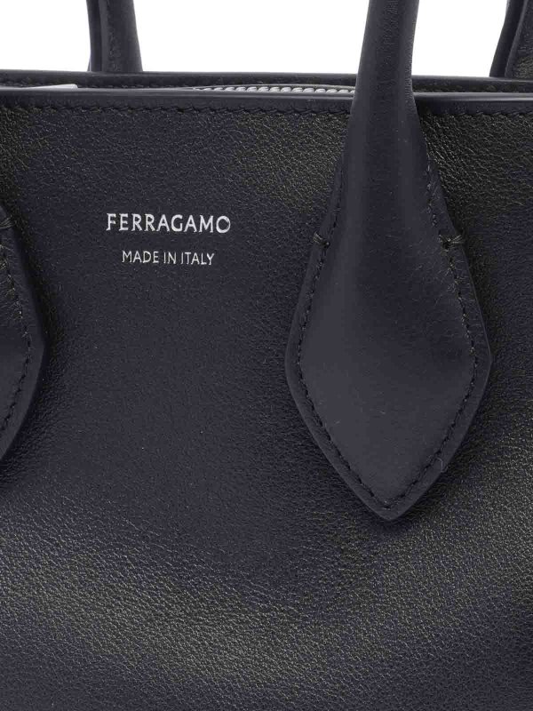 Bolsa Bandolera - Negro shop online: FERRAGAMO