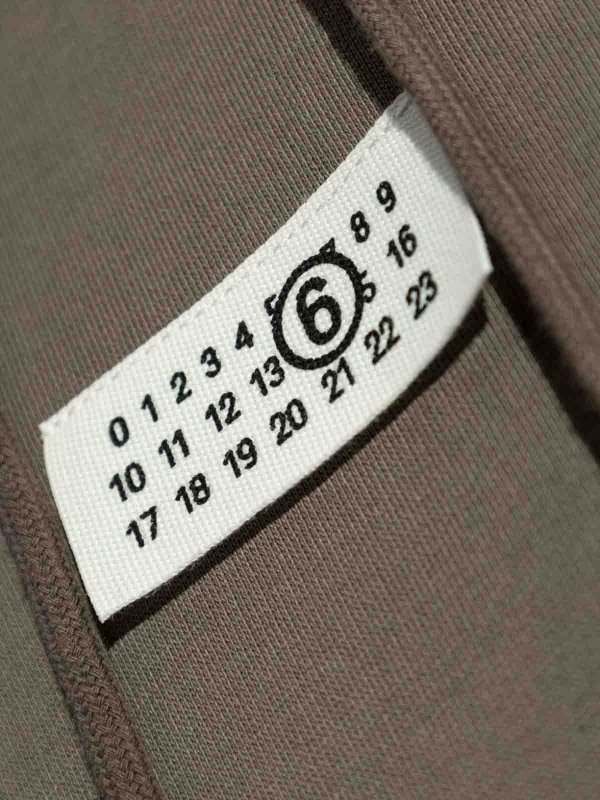 スウェットシャツ/セーター - ブラウン shop online: MM6 MAISON MARGIELA