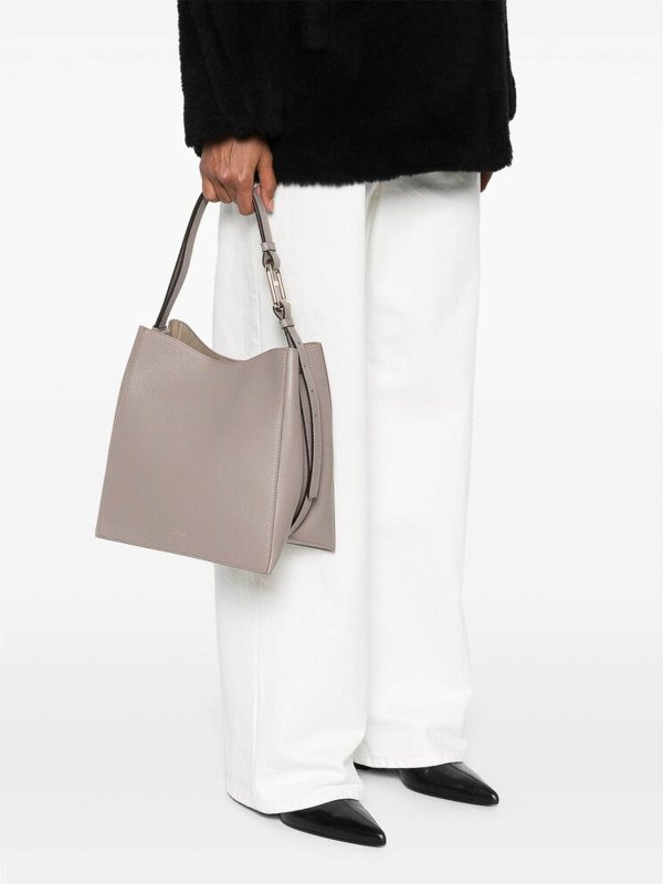 Bag shop online: FURLA