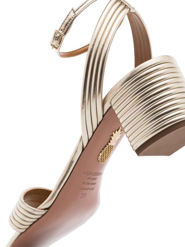 サンダル - 金 shop online: Aquazzura