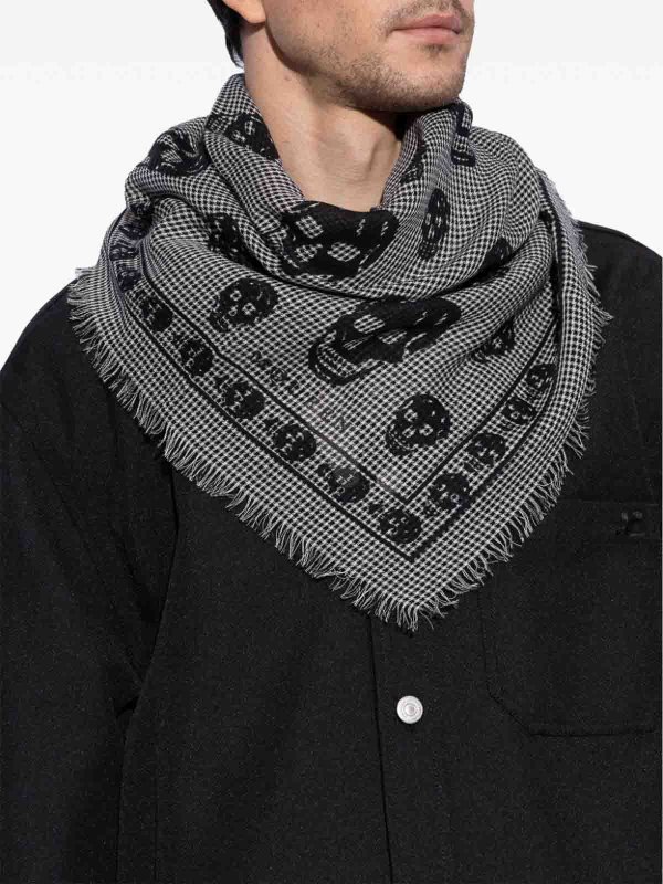 Scarf shop online: ALEXANDER MCQUEEN