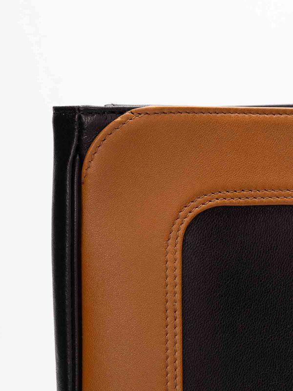 Borsa maxi tote Viva Superstar. shop online: VALENTINO GARAVANI