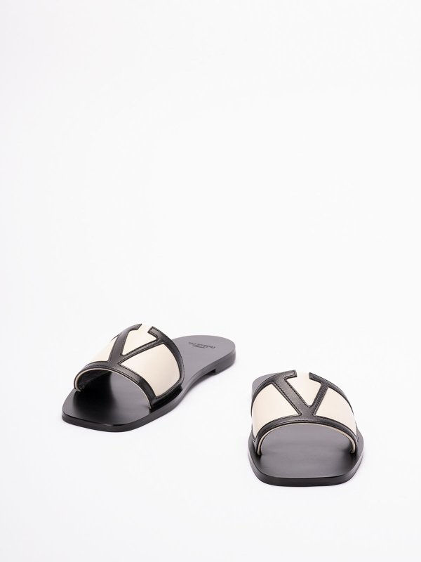 VALENTINO GARAVANI: Chanclas de playa online - Chanclas - Blanco