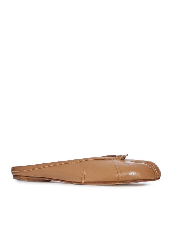 Maison Margiela: flat shoes online - Dancer Mule Tabi