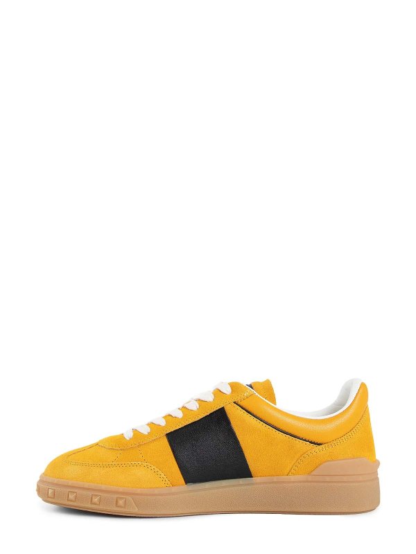 VALENTINO GARAVANI: スニーカー online - スニーカー - オレンジ