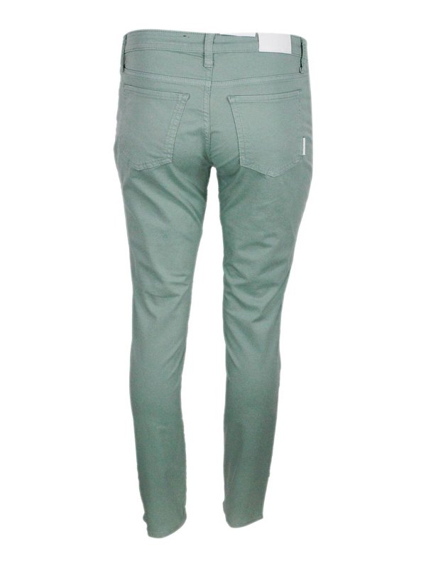 The Best Shops ARMANI EXCHANGE: トラウザーショーツ - ショートパンツ - 緑