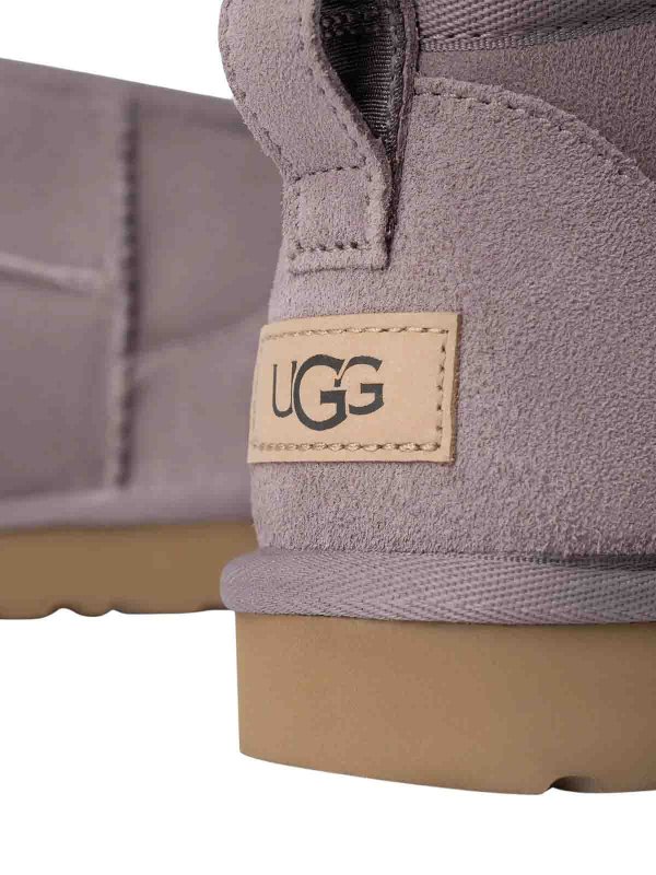 W Classic Ultra Mini boots shop online: UGG