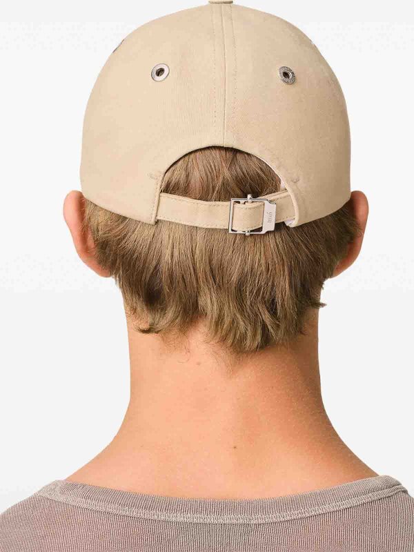 De Coeur Cap shop online: AMI PARIS