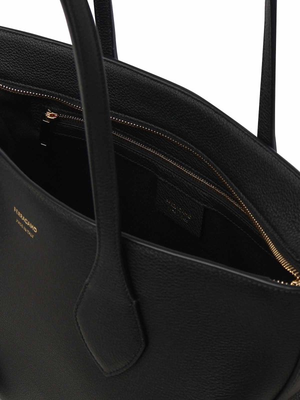 トートバッグ - 黒 shop online: SALVATORE FERRAGAMO