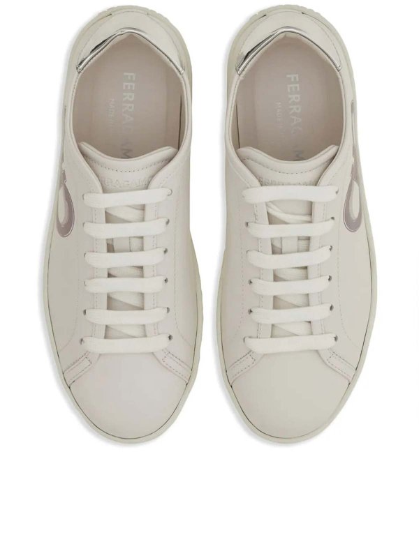 スニーカー - ベージュ shop online: FERRAGAMO