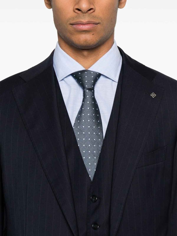 Suit shop online: TAGLIATORE