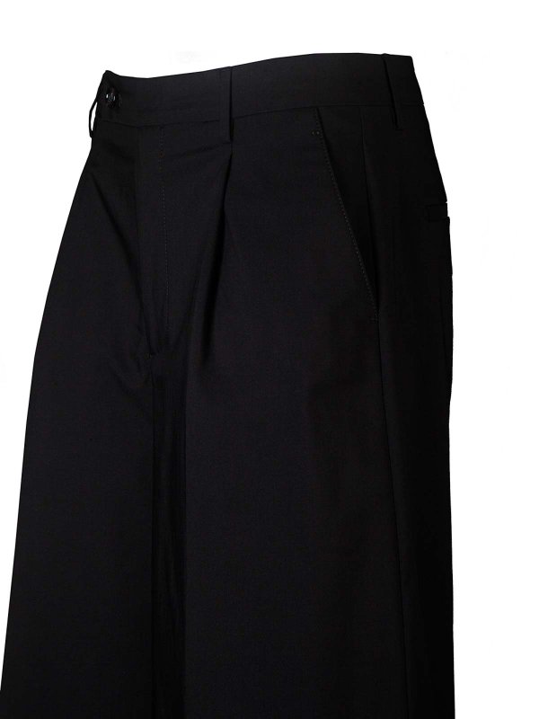 The Best Shops BERWICH: Hosen Shorts - Shorts - Schwarz