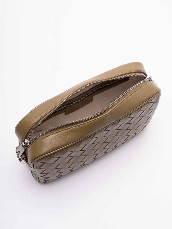 BOTTEGA VENETA buy online `Medium Intrecciato Camera Bag`