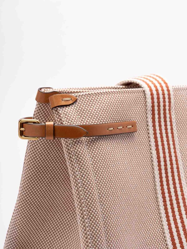 クロスボディバッグ - ヌードカラー shop online: VALENTINO GARAVANI