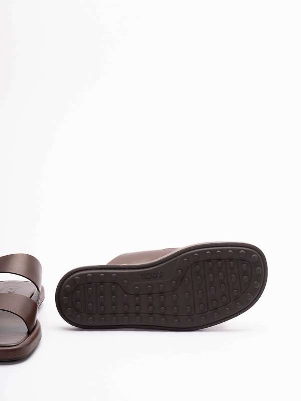 Sandals shop online: TOD