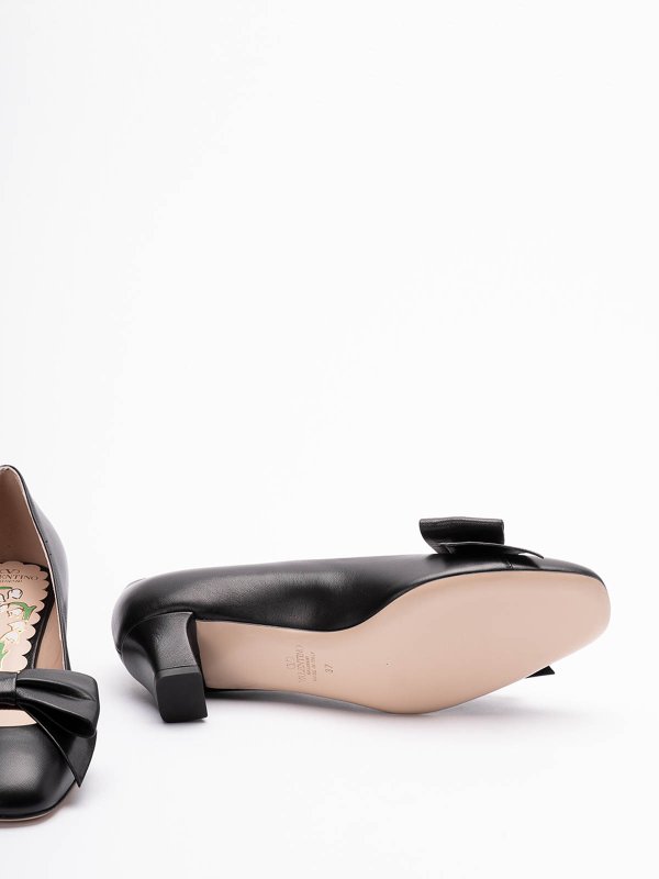 ` Bowow` Pumps shop online: VALENTINO GARAVANI