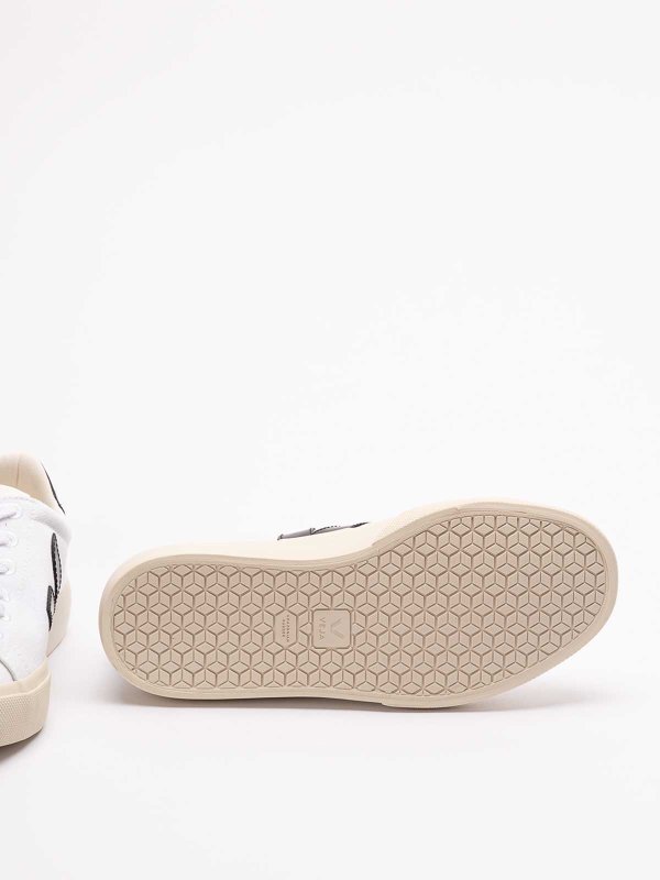 スニーカー - 白 shop online: VEJA