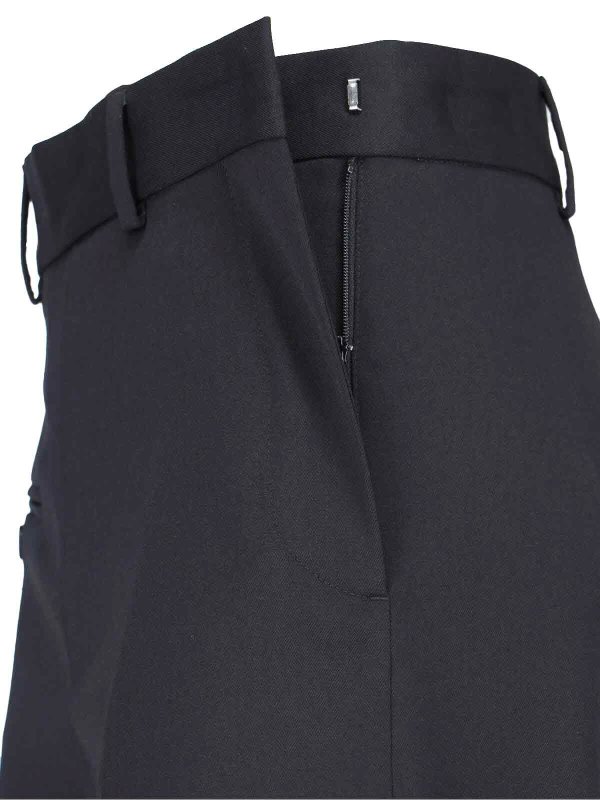 カジュアルパンツ - 黒 shop online: MM6 MAISON MARGIELA