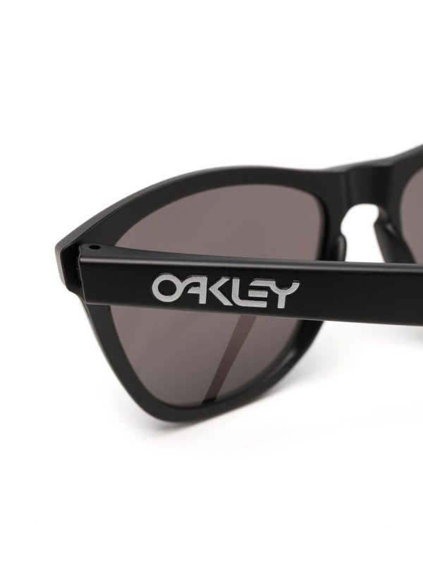 The Best Shops OAKLEY: サングラス - サングラス - 黒