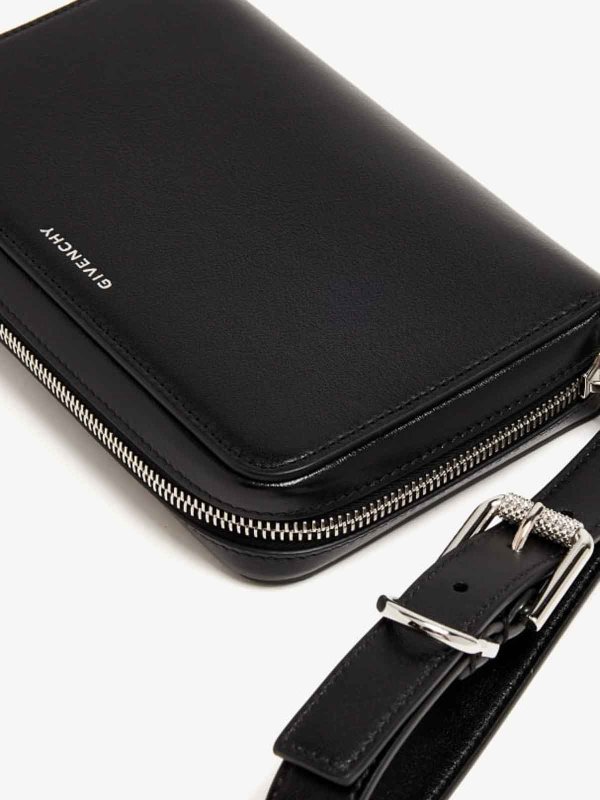 GIVENCHY: 財布＆ポーチ online - 財布 - 白