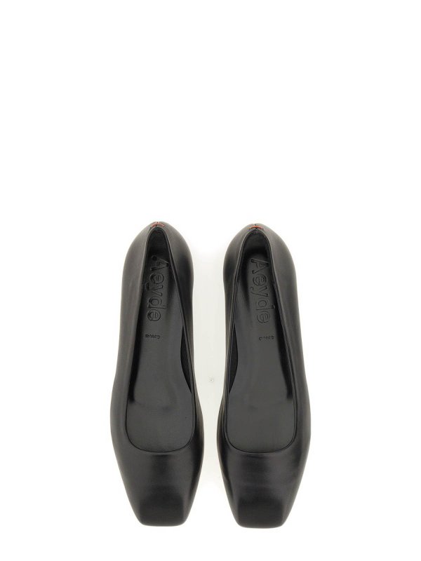 AEYDE: flat shoes online - Dancer Ida