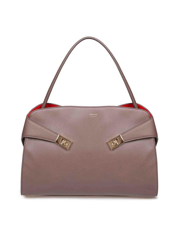 FERRAGAMO: ショルダーバッグ - ショルダーバッグ - ブラウン