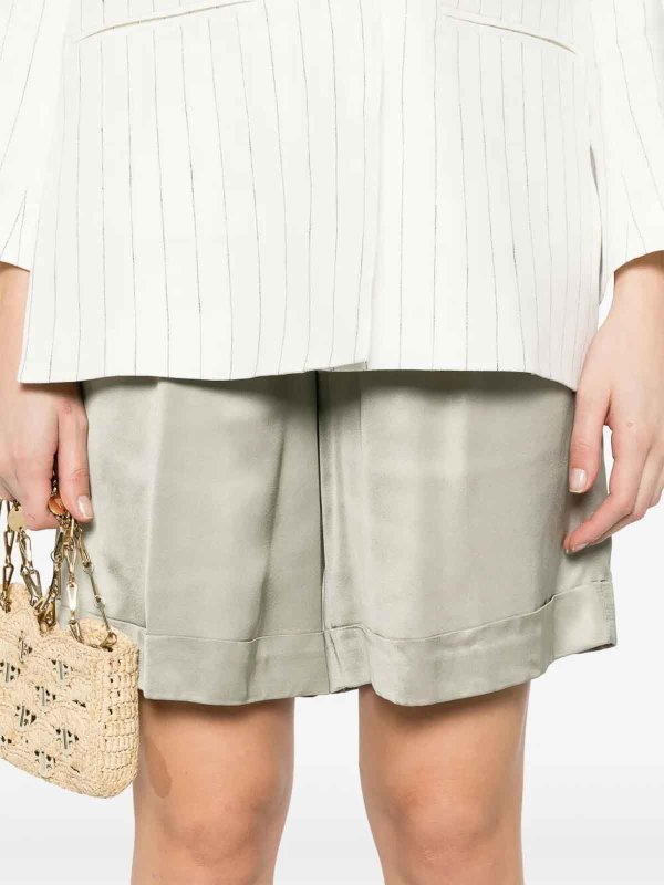 The Best Shops PESERICO: トラウザーショーツ - ショートパンツ - ライトグリーン