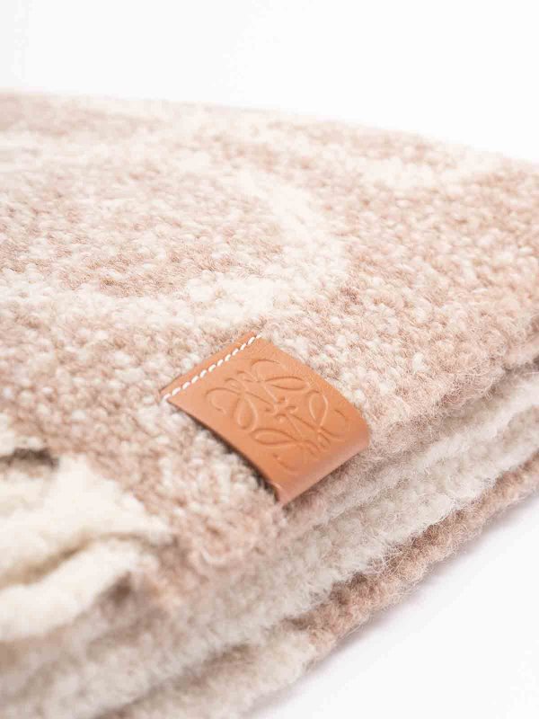 LOEWE: scarves online - AnagramScarf