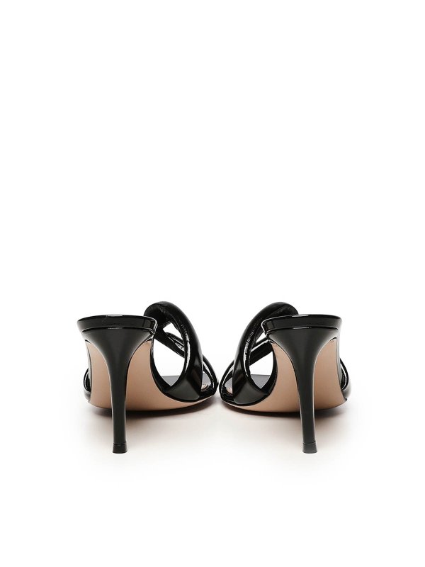 Gianvito Rossi: サンダル online - サンダル - 黒