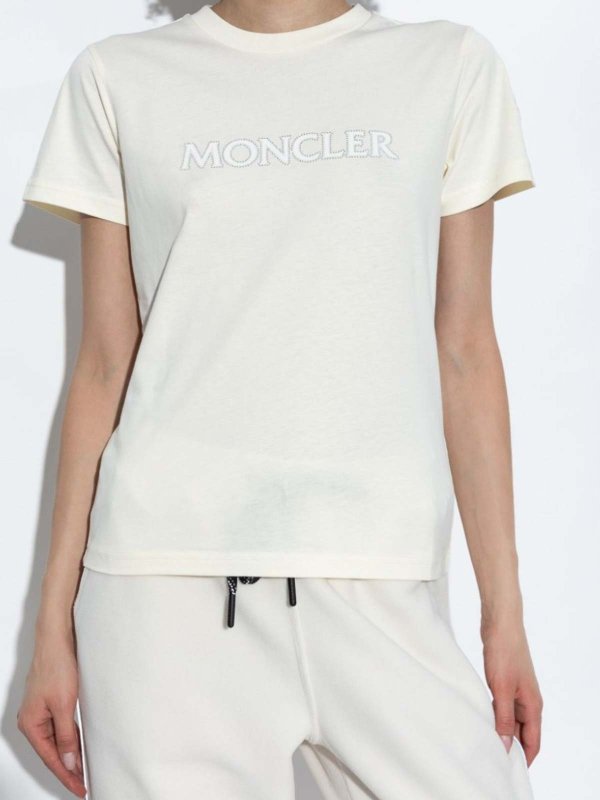 MONCLER: T-shirts online - T-Shirt - Crème