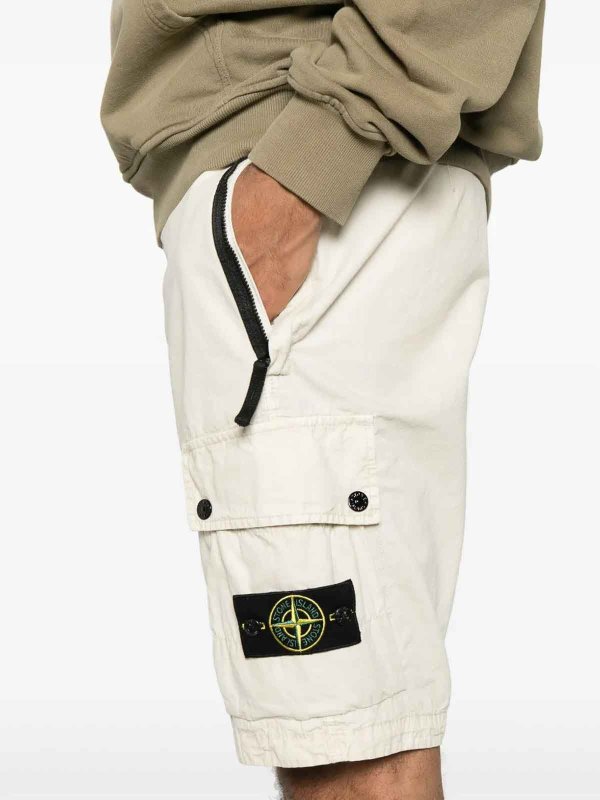 ショートパンツ - ライトベージュ shop online: STONE ISLAND