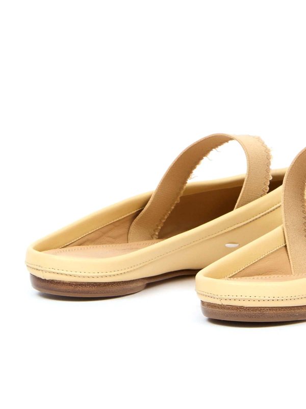 フラットシューズ - ベージュ shop online: Maison Margiela