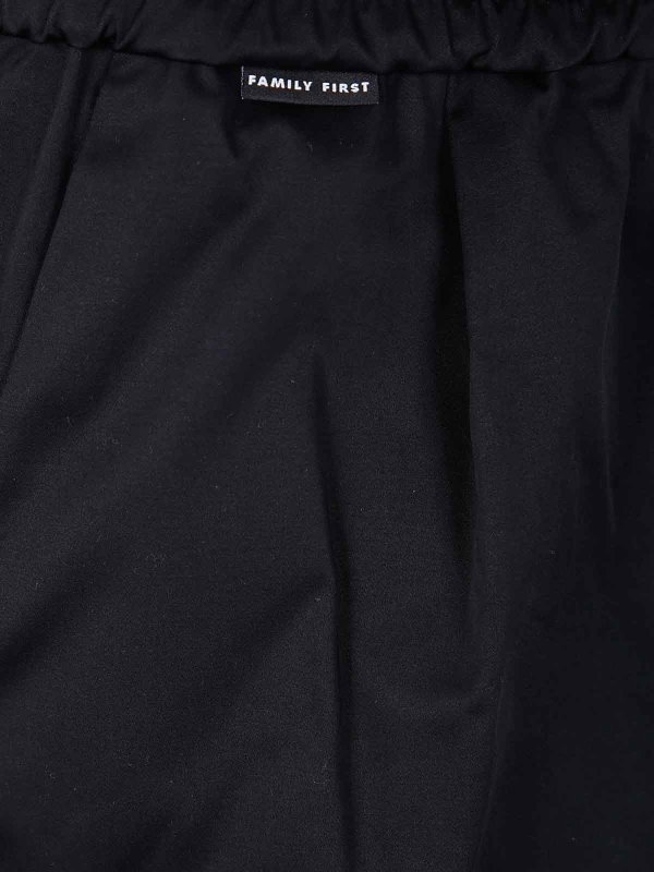 The Best Shops FAMILY FIRST: pantaloni shorts - Pantaloni corti chino