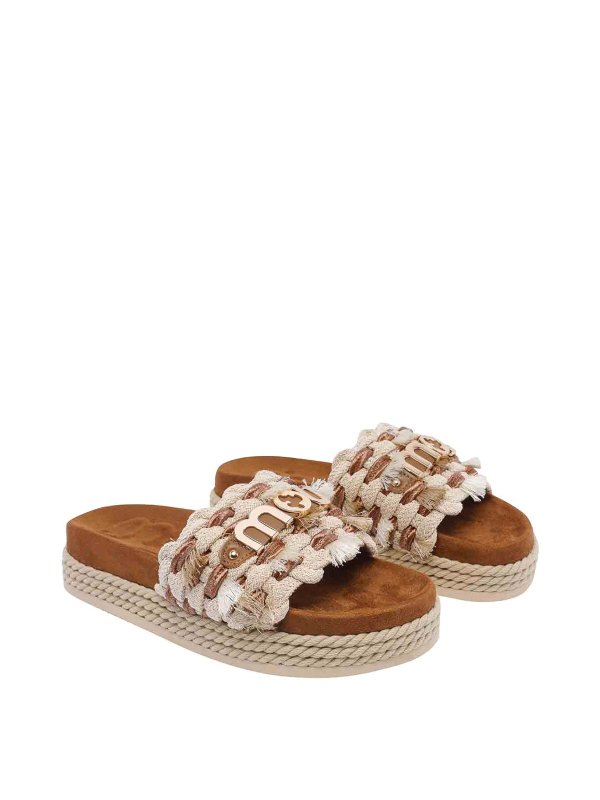 MOU: sandals online - Sandals