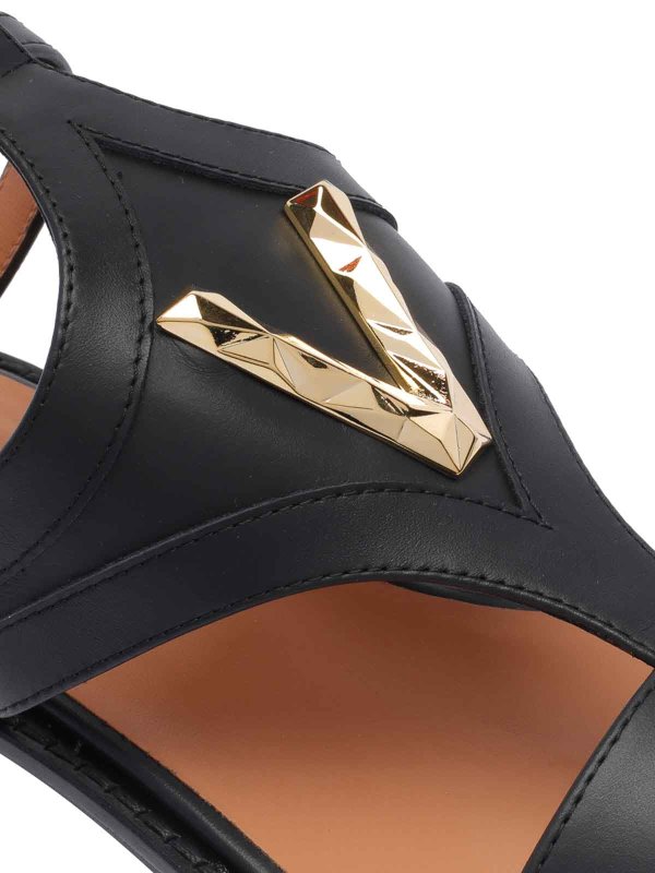 Black Sandals shop online: VIA ROMA 15