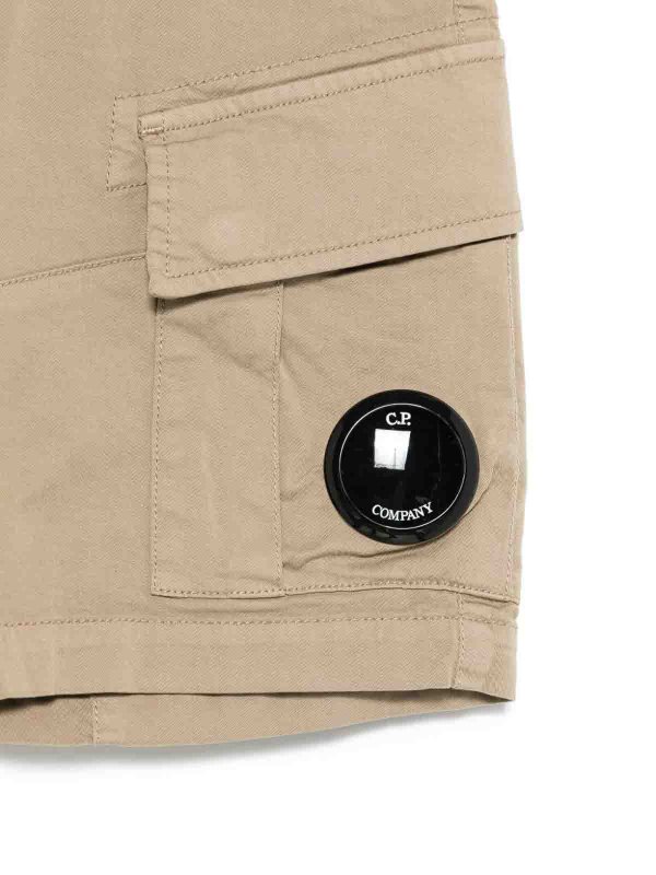 The Best Shops C.P. COMPANY: トラウザーショーツ - ショートパンツ - ベージュ