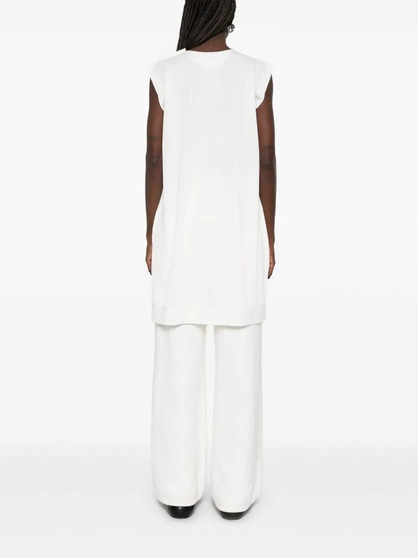 シャツ - 白 shop online: PLEATS PLEASE ISSEY MIYAKE