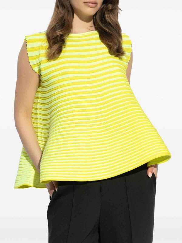 シャツ - 白 shop online: PLEATS PLEASE ISSEY MIYAKE