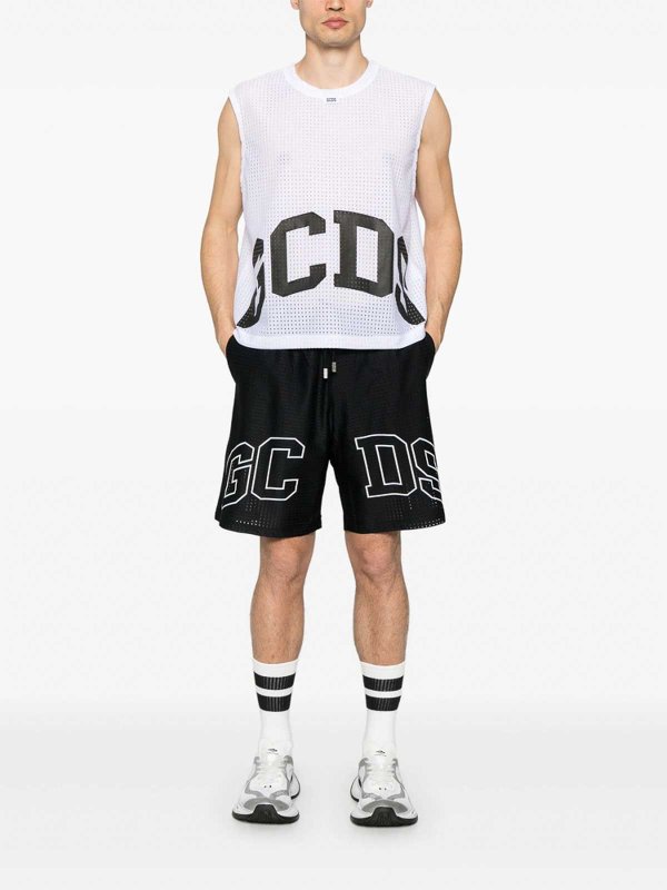 Shorts shop online: GCDS