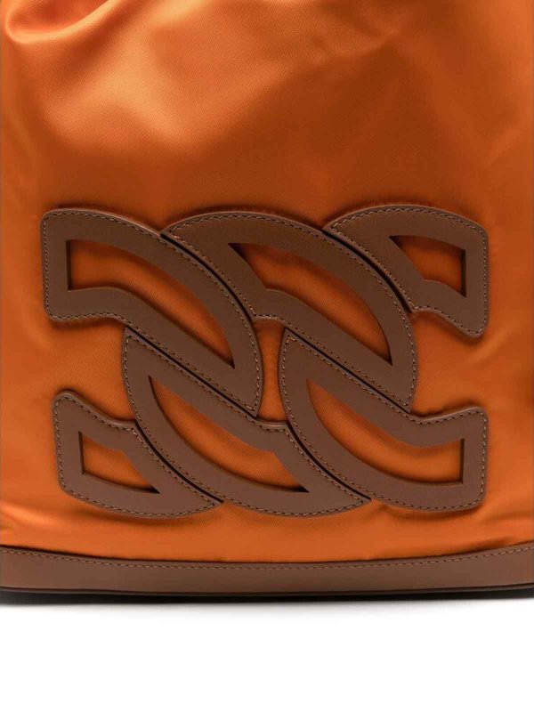 Bag shop online: Casadei